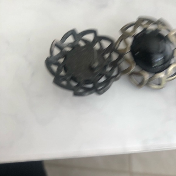 Vintage Pierced Earrings - Picture 2 of 3